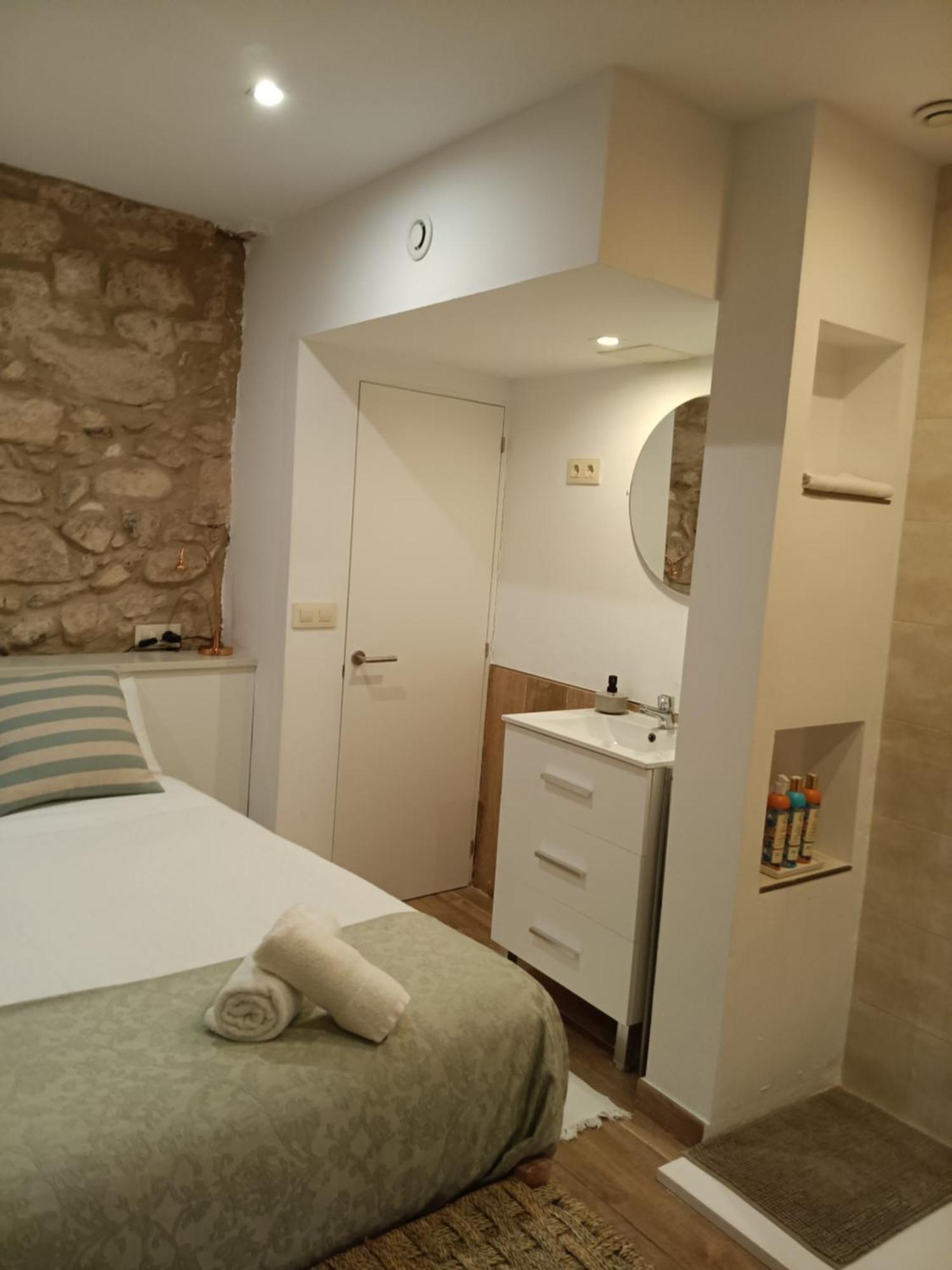 Апартаменты Old Side Girona One Экстерьер фото